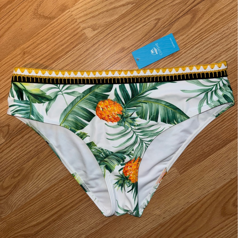 Cupshe Green and Yellow Tropical Leaf Bikini Bottoms Size Large NWT